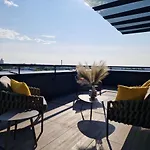 Artisa Riia Str 20a Luxury 2br Penthouse *