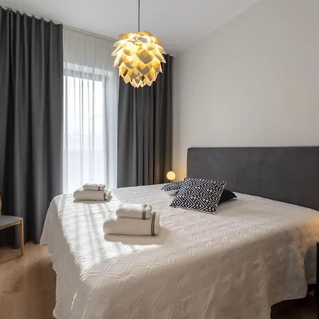 Artisa Riia Str 20a Luxury 2br Penthouse * 타르투