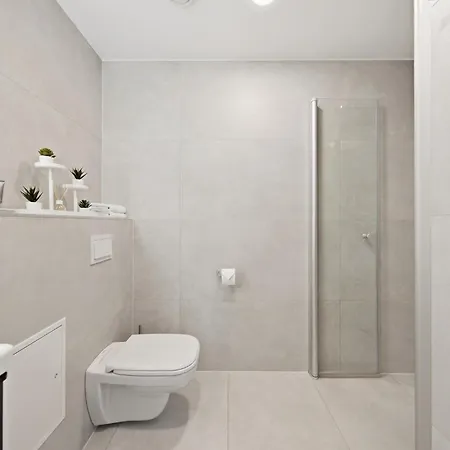 Apartment Artisa Riia Str 20a Luxury 2br Penthouse *