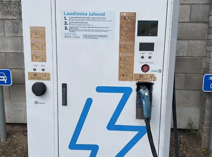 Artisa Riia Str 20a Luxury 2br Penthouse Apartment *